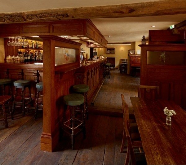 bar for cheltenham tours brewery